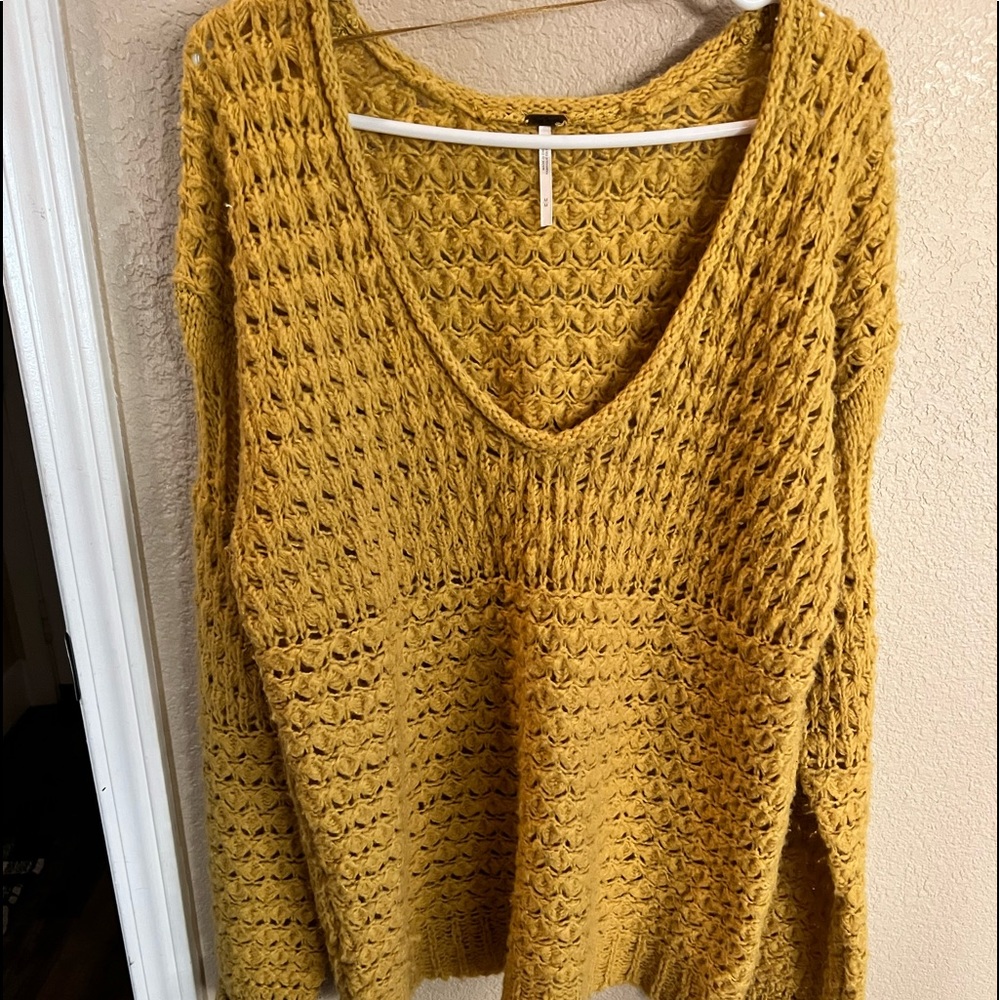 Free people sweater